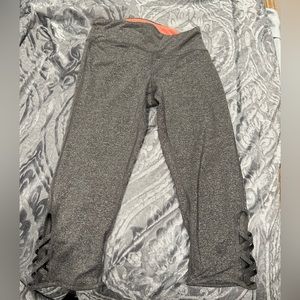 Woman’s pro player small leggings